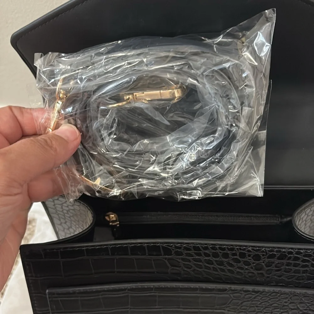 Charlotte Reid Black Handbag - Picture 13 of 14